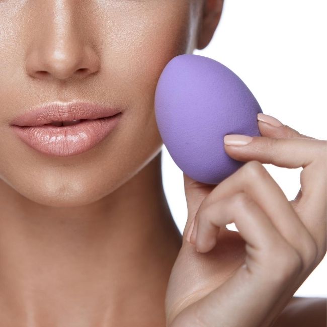 Mold on Your Beauty Sponge? Here is Why and How to Get Rid of It