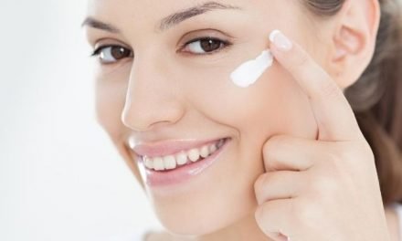 The Best Moisturizer to Use with Retin-A Treatment