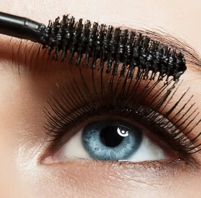Best Mascara For Naturally and Already Long Lashes