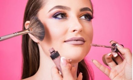 The Correct Order of Makeup Application: An In-Depth Tutorial