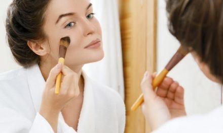 The Top 10 Best Foundations For Large Pores: The Best Pore-Minimizing Foundations