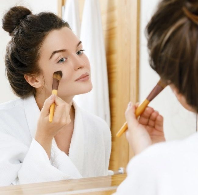 The Top 10 Best Foundations For Large Pores: The Best Pore-Minimizing Foundations