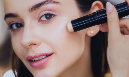 Best Natural Organic Concealer: Eco-Friendly, Non-Toxic Concealer Options