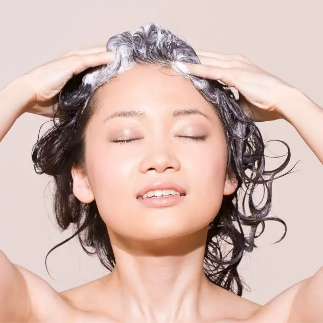 Best Non Comedogenic Shampoos, Conditioners, and Hair Products