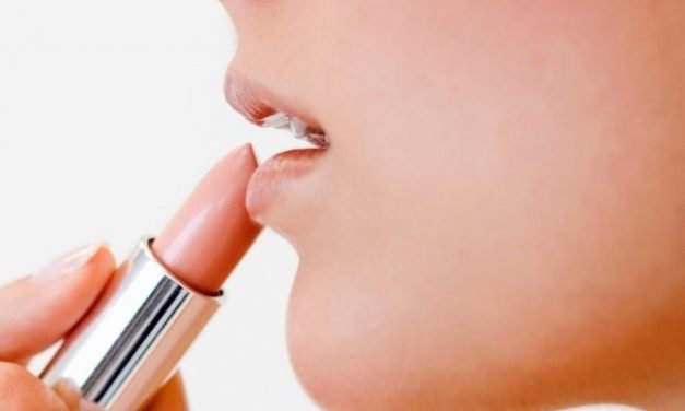 Top 11 Best Natural and Organic Lipstick Brands to Love