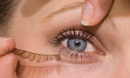 How to Put Eyelashes on Without Glue: Eyelash Glue Alternatives