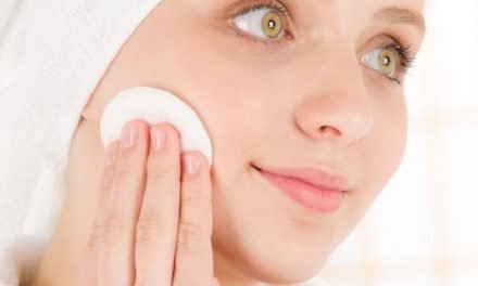 How to Use Stridex Pads: Step by Step Routine for Using Stridex Correctly