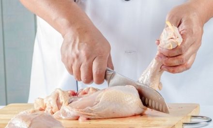Raw Chicken Juice in Eye: What Happens and What Should I Do?