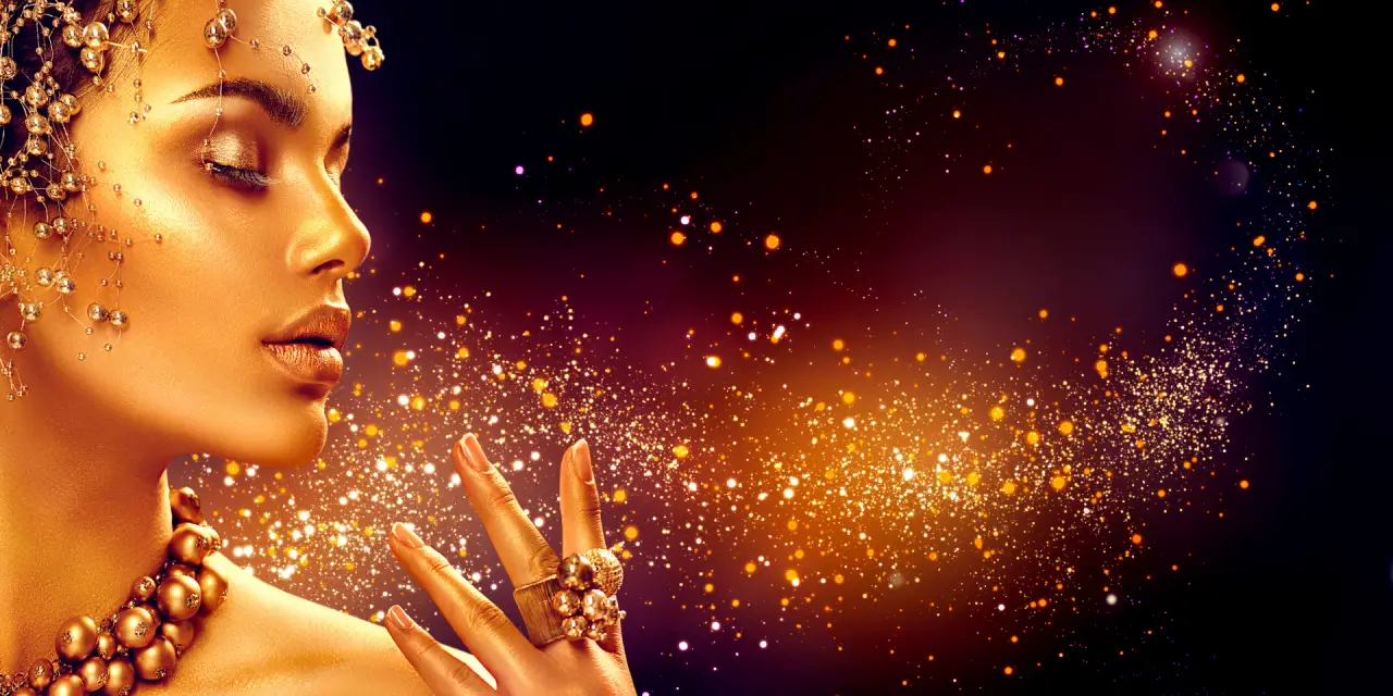 Gold Leaf On Nails: The Luxury Manicure Guide To Gold Leaf Nail Art