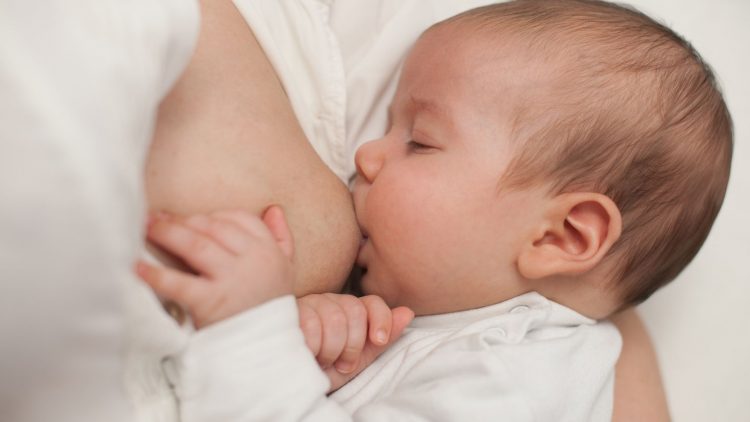 HOW TO MAKE BREAST MILK SOAP & WHY (DIY RECIPE INCLUDED)