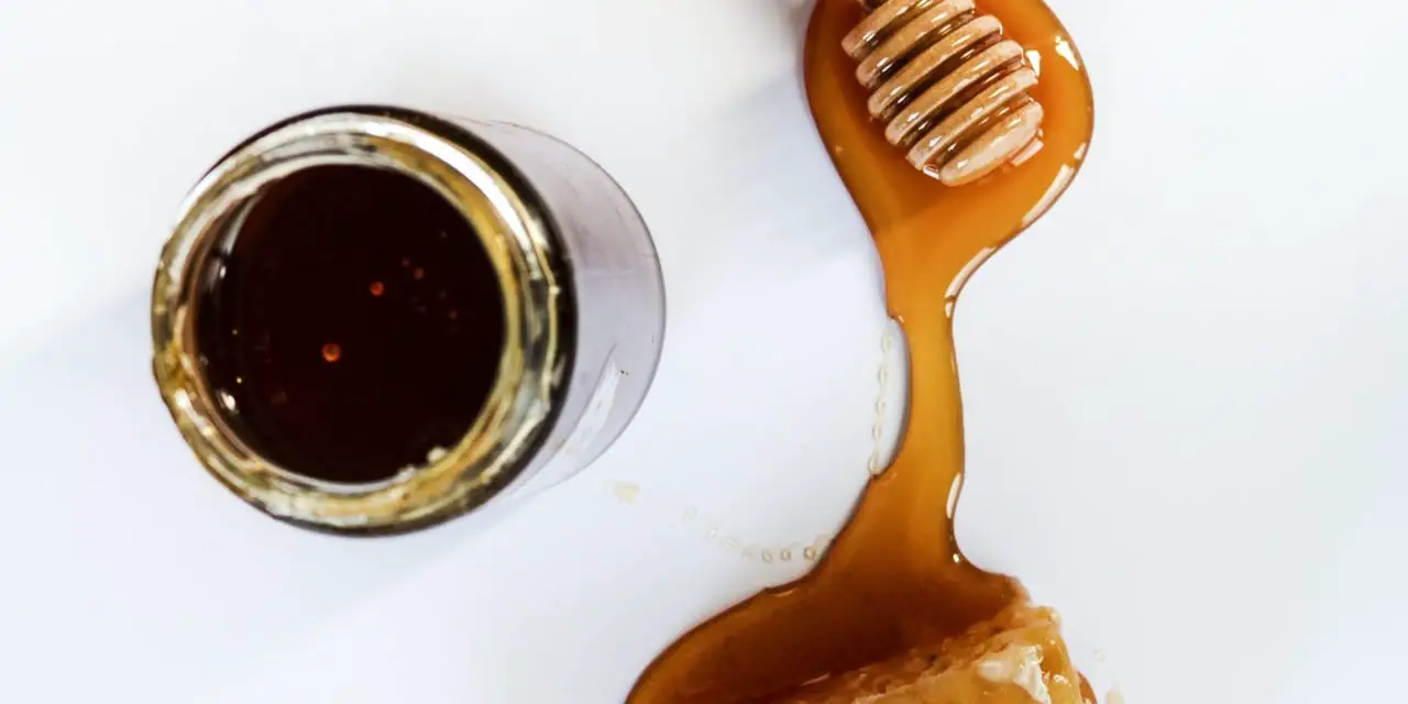 What Does Honey And Baking Soda Do