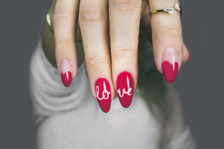 perfect red mani