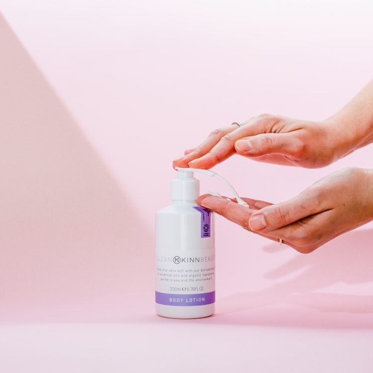 KINN Living Vegan and organic body lotion photographed by Agnes Troszt https://www.agnestroszt.com