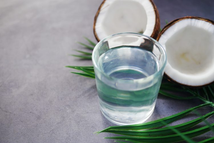 olive oil vs coconut oil for hair