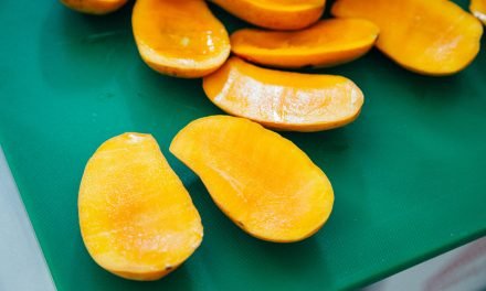 Is Mango Good for Acid Reflux?
