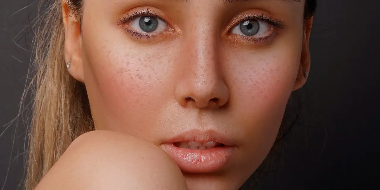How Long Should You Wait to Apply Moisturizer After Retinol?