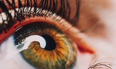 Best Eyelash Extension Cleanser: What Can I Use to Clean My Eyelash Extensions?