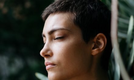 Meditate With Eyes Open – Is It Possible and Recommended?