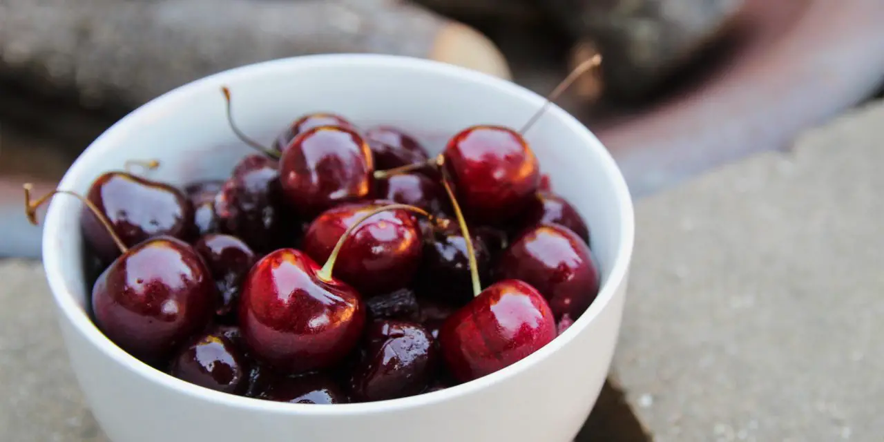 Do Cherries Make You Poop? – Cherries and Your Digestive System