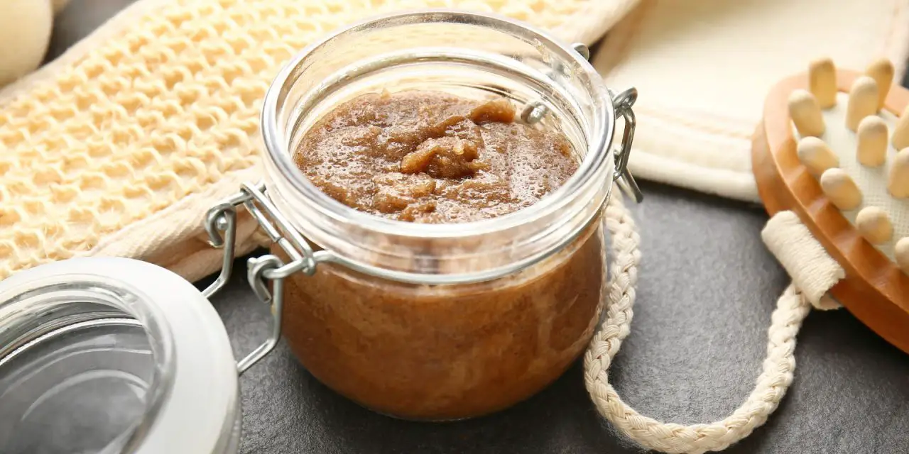 Simple and Effective DIY Sugar Scrub
