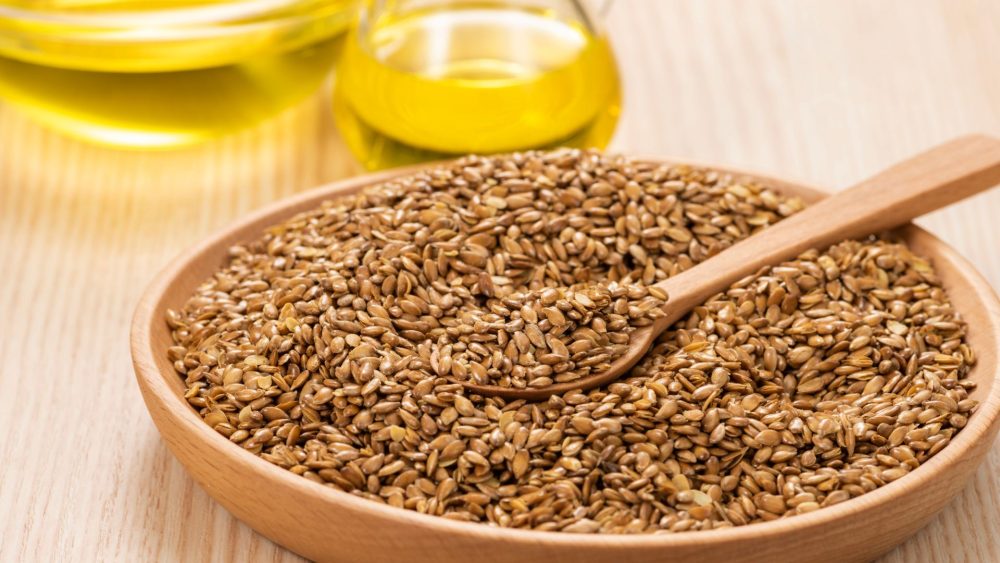 Flaxseed Gel for Curly Hair (Plus a DIY Recipe)